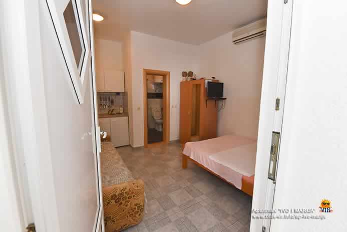 Apartmani Ivo i Marija, Otok Vir