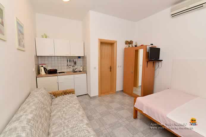 Apartmani Ivo i Marija, Otok Vir