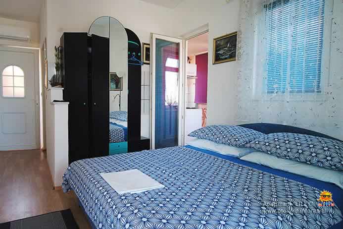 Apartmani Lilly, Otok Vir