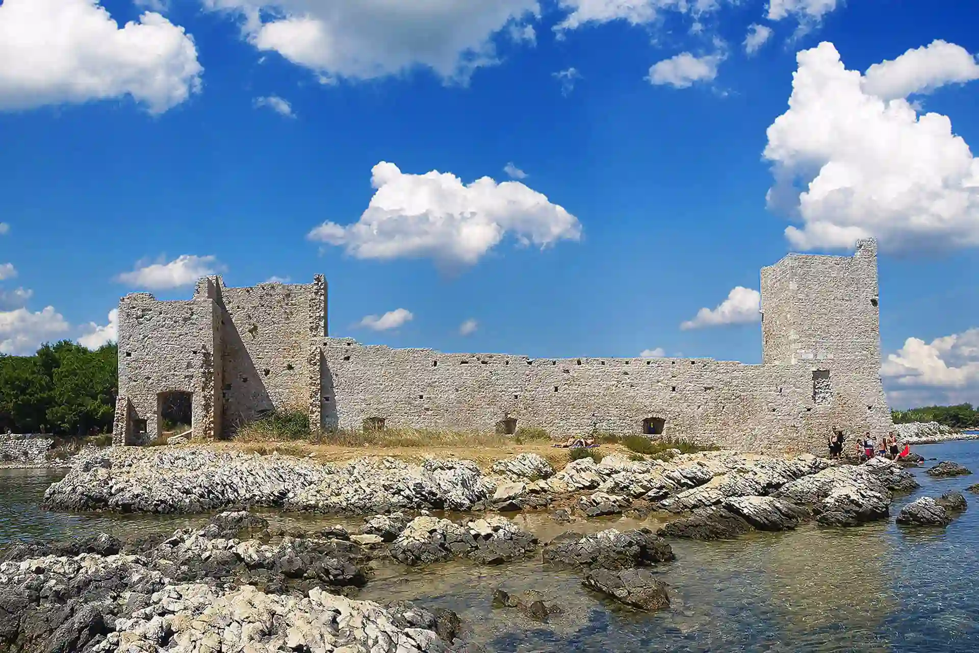 Virska Kaštelina Venecijanska utvrda na Kozjaku