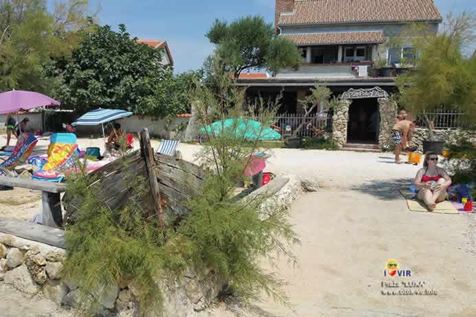 Beach bar na plaži