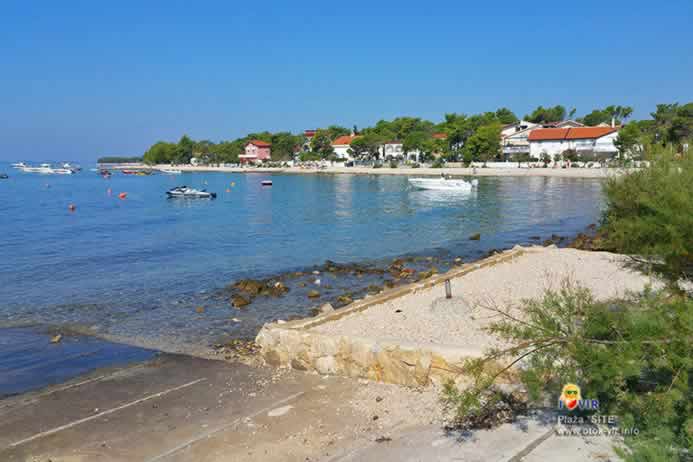 Kameno šlunčana plaža Site otok Vir